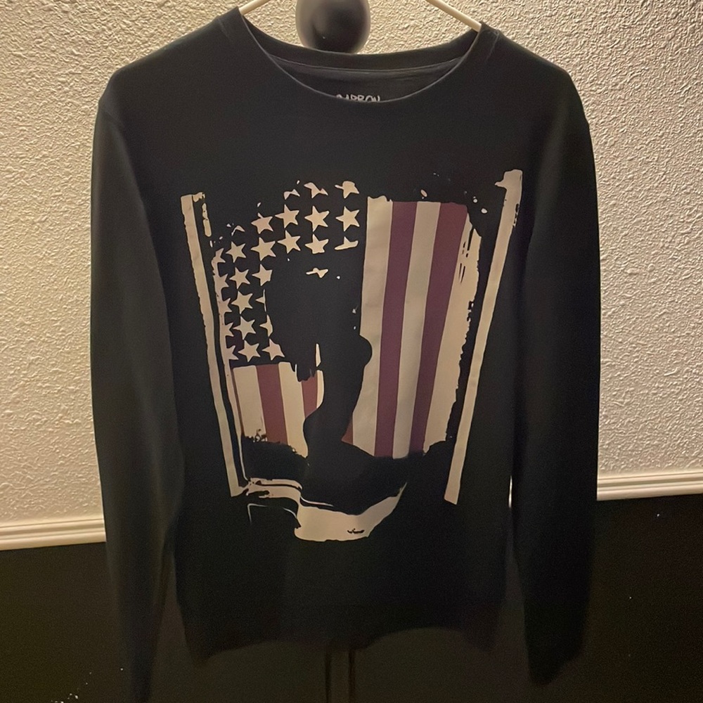 Long Sleeve Sweater Graphic Tee, Black